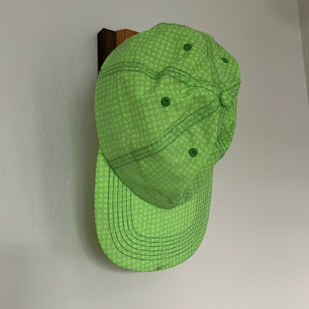 ILLUMINITE | Glowdog Reflective Hat